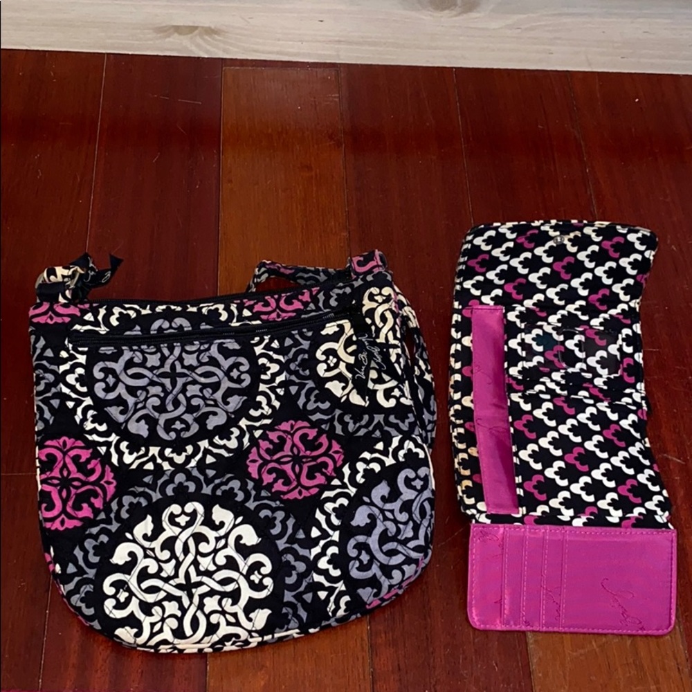 Pink and Black Vera Bradley bag - Picture 2 of 3